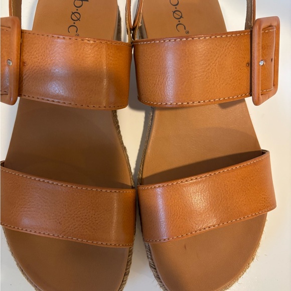 boc by Born Hilda Slingback Sandal. Light tan. NIB - Picture 6 of 6